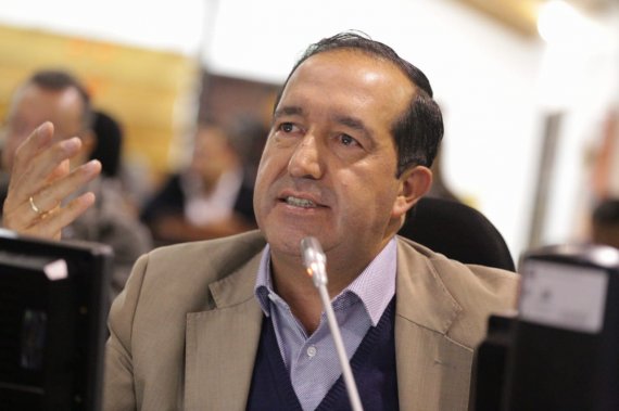 <p>Ante la evidencia de la Personería el Alcalde Enrique Peñalosa debe suspender la temporada taurina en Bogotá</p>