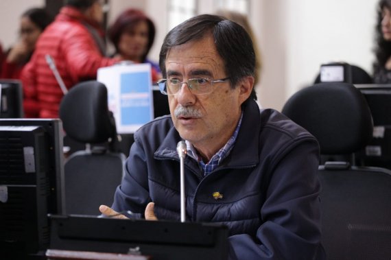 <p>Es inminente reactivar el Consejo Distrital de Paz en Bogotá: Celio Nieves Herrera</p>
