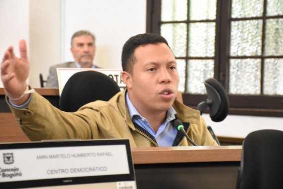<p>Concejo de Bogotá debe proteger los parques infantiles y los lugares públicos del flagelo de la droga</p>