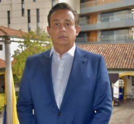 PERFIL H.C EDWARD ANIBAL ARIAS RUBIO