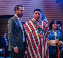 Alcalde Galán posesionó a los Gobernadores de los 14 Cabildos Indígenas de Bogotá